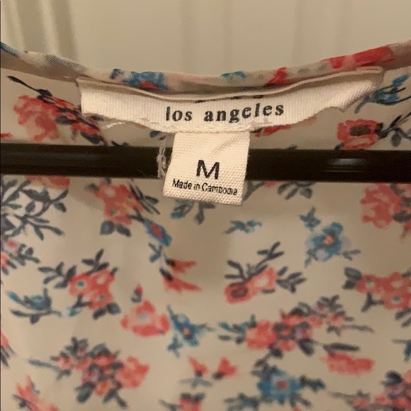 Used Iris Los Angeles “Medium” Floral Kimono - Picture 8 of 8